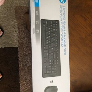 Hp Wireless Keyboard and Mouse - Brand New in box